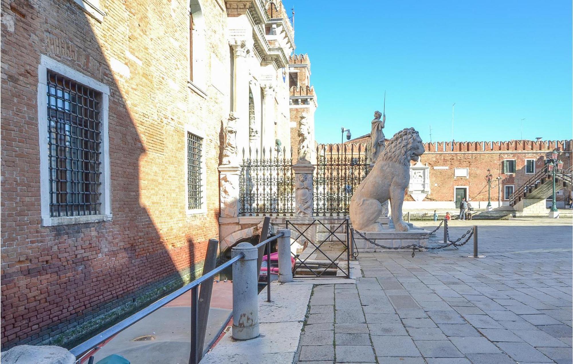 Stunning Apartment In Venezia With Kitchenette Eksteriør bilde